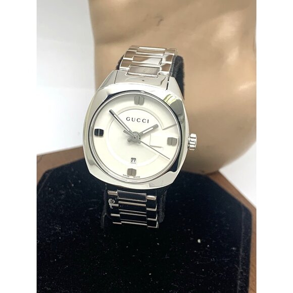 Gucci Women's Watch YA142502 Swiss Quartz GG2570 White Dial Silver Steel 29mm - Picture 1 of 15